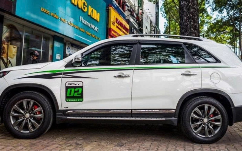 Decal xe Limo Green bảo vệ, hạn chế trầy xước nhẹ, chống tia UV và giữ màu sơn zin bên trong bền đẹp