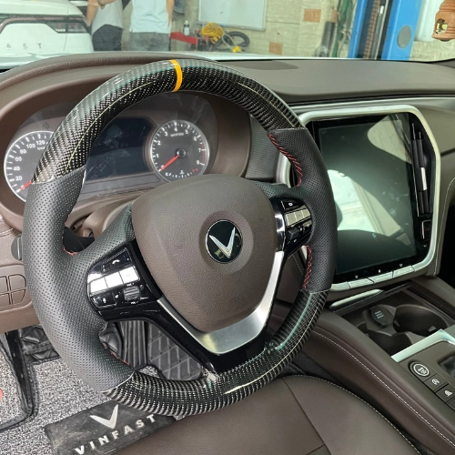 Lắp cụm phím điều khiển vô lăng Limo Green nhiều tiện ích 6