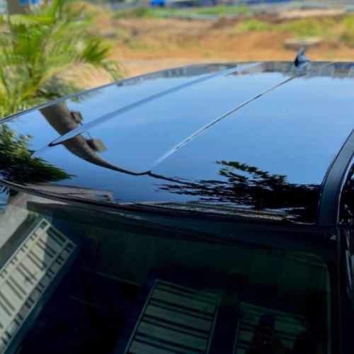 Dán nóc đen Vinfast Limo Green ấn tượng, cực hút mắt 3