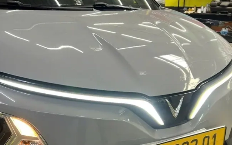 Trang bị đèn LED cánh chim VinFast Limo Green mang đến cho chiếc xe nhiều giá trị cả về thẩm mỹ lẫn tính năng sử dụng