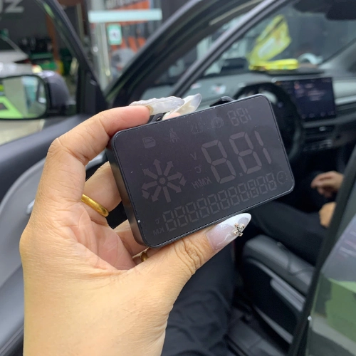 HUD kính lái Limo Green siêu nét - Giá rẻ, lắp zin 7