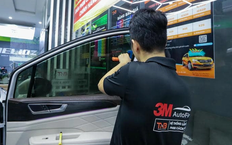 Lời khuyên của các chuyên gia dành cho khách hàng khi có nhu cầu lắp phụ kiện Vinfast Limo Green