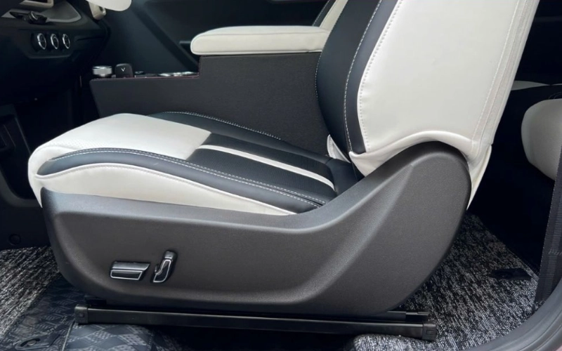 Độ ghế chỉnh điện VinFast Limo Green mang lại trải nghiệm lái xe hoàn toàn khác biệt