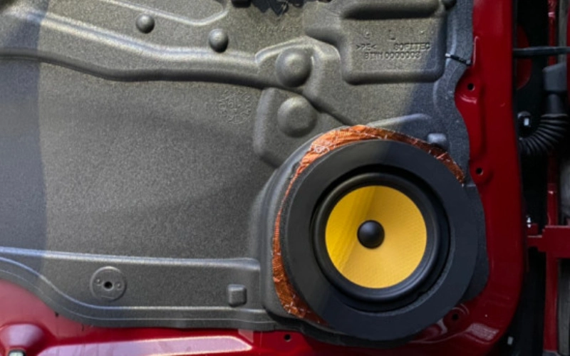 Độ loa Limo Green là cách hiệu quả để nâng tầm trải nghiệm âm thanh và mang lại cảm xúc trọn vẹn hơn khi lái xe