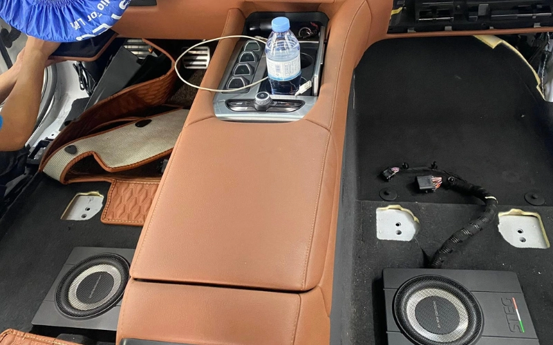 Kinh nghiệm mà các chủ xe Limo Green cần biết khi muốn độ loa