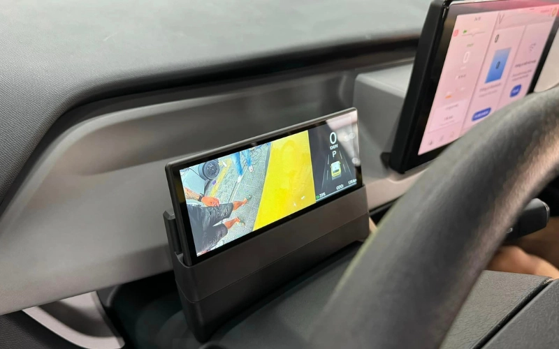 Màn hình ODO (Odometer Display) là một màn hình kỹ thuật số gắn ngay sau vô lăng hiển thị các thông số vận hành của xe 