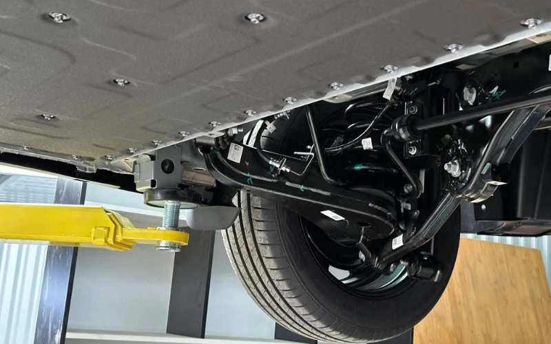 Việc nâng cấp gầm xe Limo Green bằng các phụ kiện chuyên dụng mang lại nhiều lợi ích