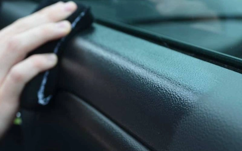 Quy trình chuẩn phục hồi nhựa nội thất Limo Green