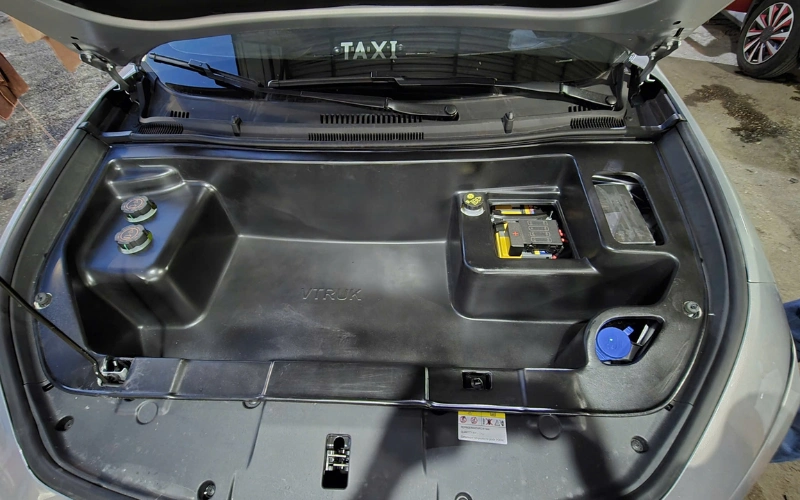 So sánh cốp trước VTRUK Vinfast Limo Green với các cốp khác 1 Cốp trước VTRUK Vinfast Limo Green là dòng phụ kiện nâng cấp không gian chứa đồ chuyên biệt dành cho mẫu xe điện VinFast Limo Green