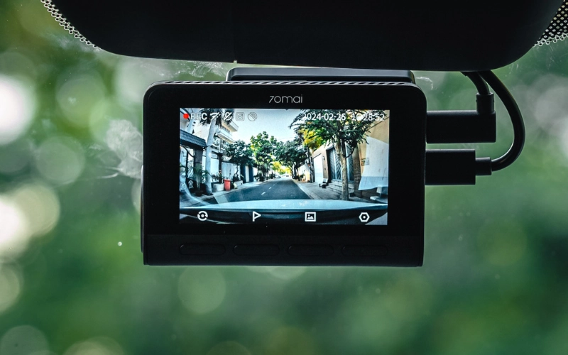 Vinfast Limo Green chạy dịch vụ hay xe cá nhân thì camera hành trình chắc chắn là phụ kiện cần có