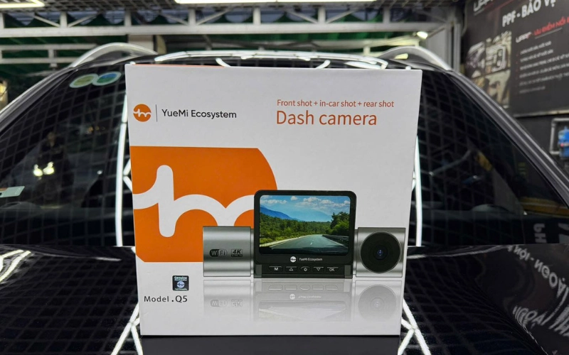 Tính năng nổi bật của camera hành trình 3 mắt YUEMI Q5