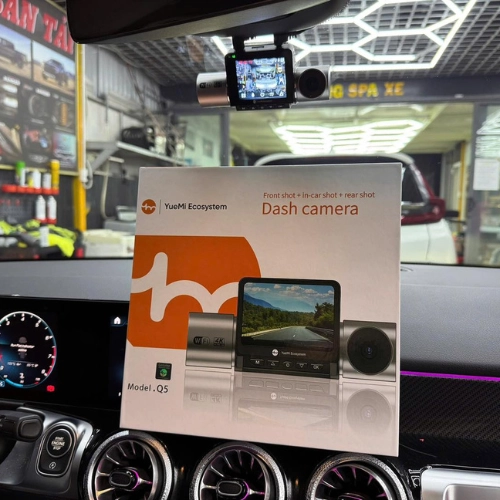 Camera hành trình 3 mắt YUEMI Q5 tối ưu cho Limo Green 3