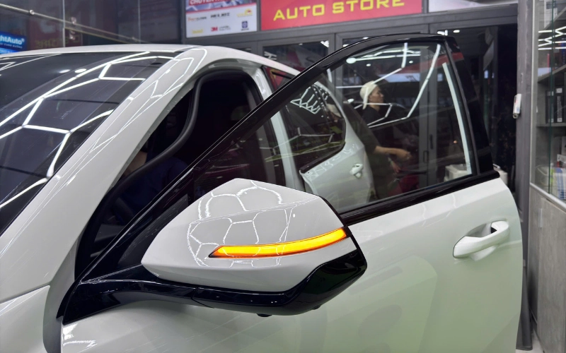 Tính năng nổi bật của gương gập điện kèm led xi nhan cho xe Vinfast Limo Green