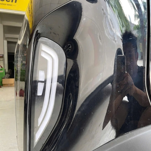 Lắp Led cản sau Vinfast Limo Green đa dạng màu lắp zin 2