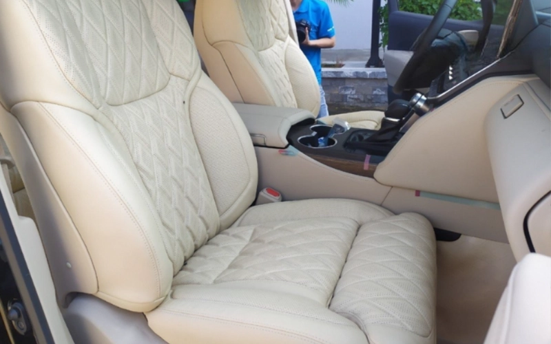 Nâng cấp ghế massage vừa kết hợp giữa ghế chỉnh điện và ghế massage giúp cải thiện sự thoải mái, giảm mỏi lưng và nâng cao trải nghiệm lái là lựa chọn rất đáng để cân nhắc