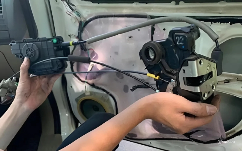 Trang bị thêm cửa hít Limo Green có đăng kiểm được không? 3 Lắp đặt cửa hít Limo Green phải đúng kỹ thuật, không can thiệp kết cấu