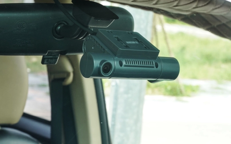 Địa chỉ lắp camera hành trình Navicom X5-3CH xe VinFast Limo Green uy tín