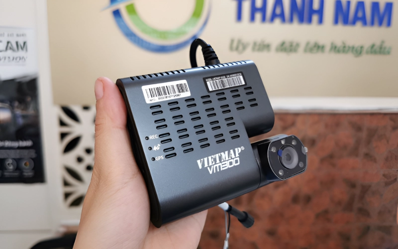 Các tính năng của camera hành trình VIETMAP VM300