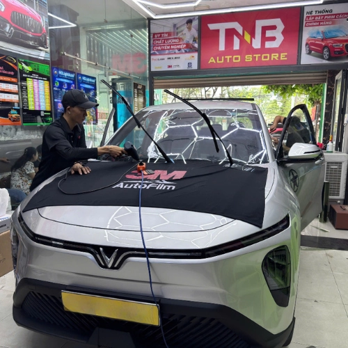 Dán phim cách nhiệt 3M BLK Vinfast Limo Green chính hãng 3