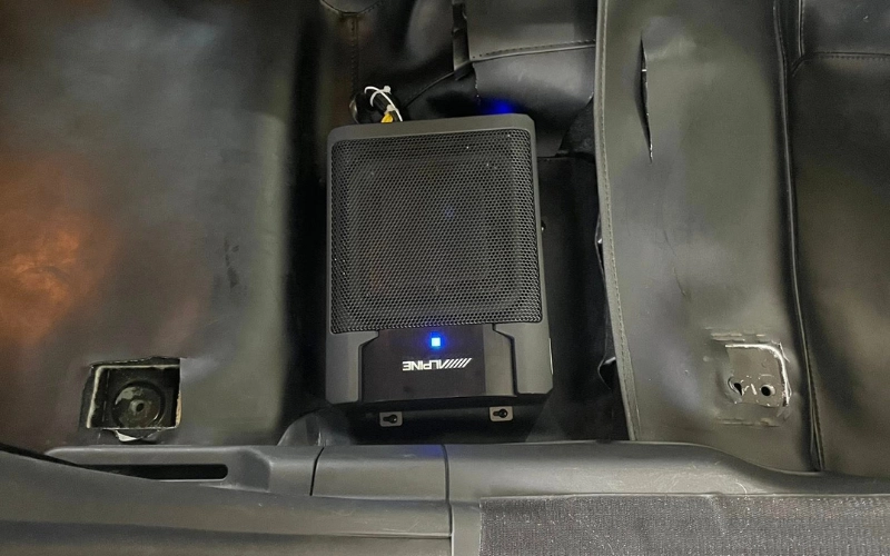 Theo khoản 9 Điều 30 Nghị định 100/2019/NĐ-CP nếu việc lắp loa sub điện làm thay đổi kết cấu, tổng thể của xe thì chủ xe có thể bị xử phạt