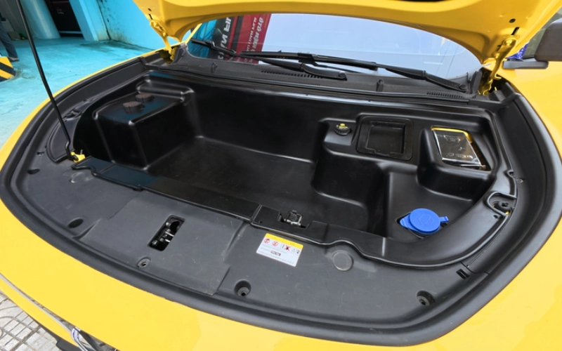 Cốp MCD91 được thiết kế lắp đặt zin theo xe đảm bảo độ tương thích cao với VinFast Limo Green