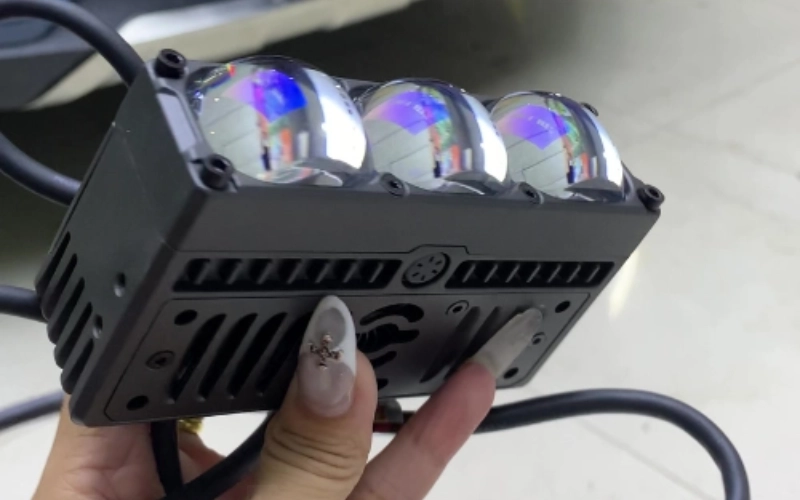 Ưu điểm nổi bật khi lắp đèn trợ sáng xe VinFast Limo Green