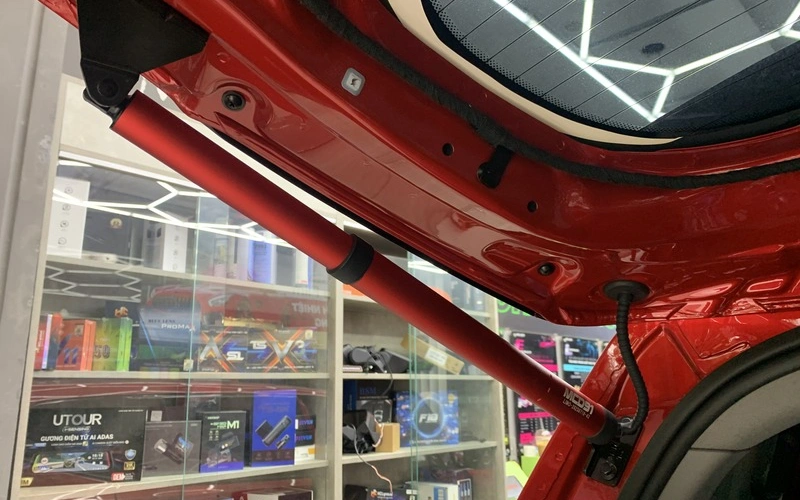 Lợi ích thực tế khi lắp cốp điện MCD91 cho xe Vinfast Limo Green 